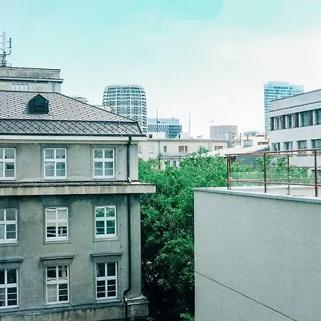 New In Quiet Part Of The Center *