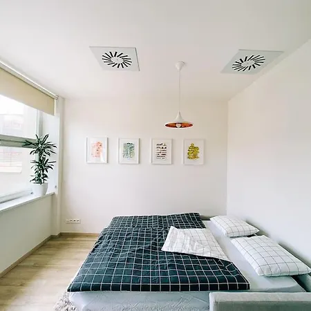 New In Quiet Part Of The Center * Μπρατισλάβα