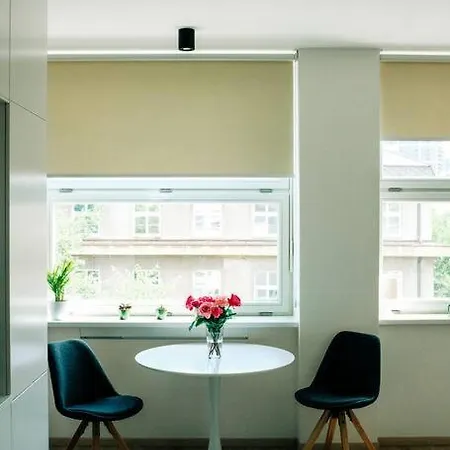 New In Quiet Part Of The Center Apartamento *