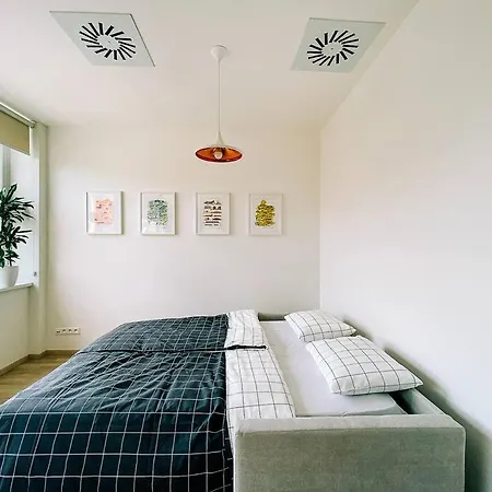 Appartement New In Quiet Part Of The Center *