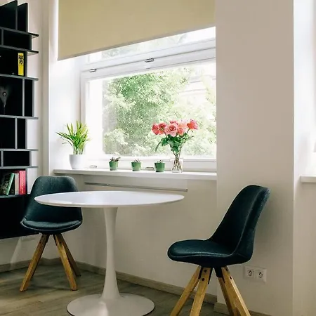 New In Quiet Part Of The Center Apartman *