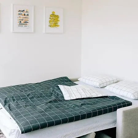 Apartman New In Quiet Part Of The Center Pozsony